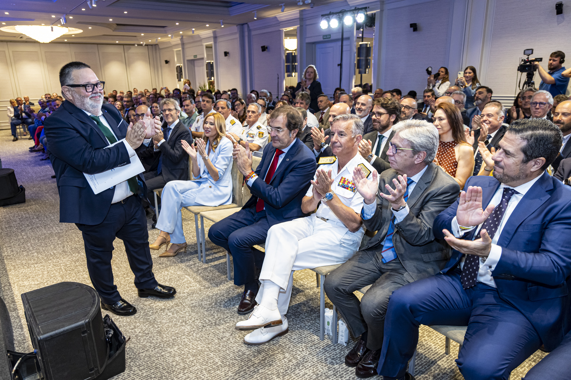Miguel Ángel Jiménez Bosque toma el relevo de Ana Correa Medina en la presidencia de COEC